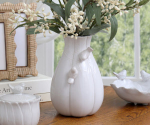 Helena Petal Vase with Two Birds